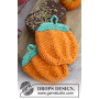 Roasted Pumpkin by DROPS Design - Knitted Pot Holders Halloween Pattern