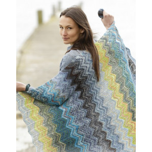 Dancing On The Dock by DROPS Design - Knitted Blanket with Stripes and Zig-zag Pattern 114x90 cm