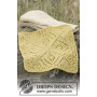 Thistle in Bloom by DROPS Design - Knitted Cloths Pattern 26x26 cm