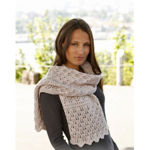 Soft Magnolia by DROPS Design - Knitted Scarf with Lace Pattern 175x35 cm