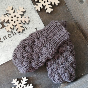 Bubble Dream Mittens by Rito Krea - Baby Mittens Knitting Pattern size 0-1 month