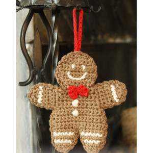 Gingy by DROPS Design - Crochet Gingerbread Man decoration Pattern 15x14 cm - 2 pcs