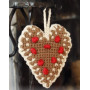 Gingerbread Heart by DROPS Design - Crochet Christmas Heart Pattern 13x11 cm - 2 pcs