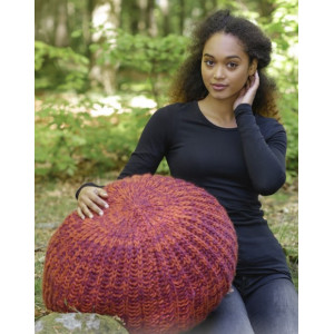 Pomodoro by DROPS Design - Knitted Pouffe in English Rib Pattern 142x45 cm
