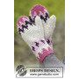Pink Maze by DROPS Design - Crochet Hat, Neck Warmer and Mittens Pattern size S - XL
