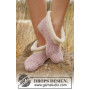 Julia by DROPS Design - Knitted Slippers Pattern size 35/37 - 42/44