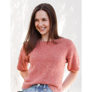 Cranberry Smoothie by DROPS Design - Knitted Top Pattern Sizes S - XXXL