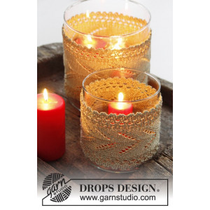 Christmas Lights by DROPS Design - Knitted Candle Holder Cover Pattern 15x44 - 20x57 cm