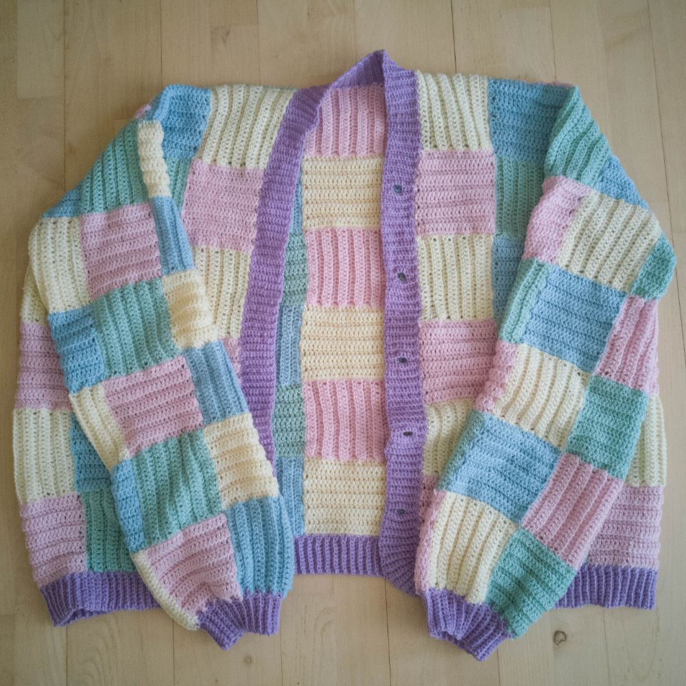 Free Crochet Pattern: Oversized Square Cardigan - Ritohobby.co.uk